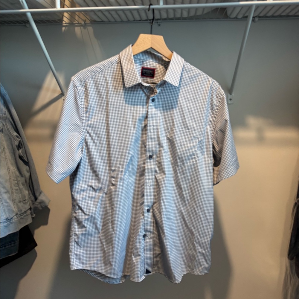 Men's Untuckit Blue Checkered Shirt